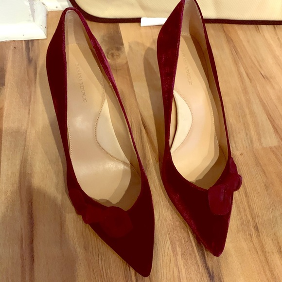 Banana Republic Shoes - Shoes